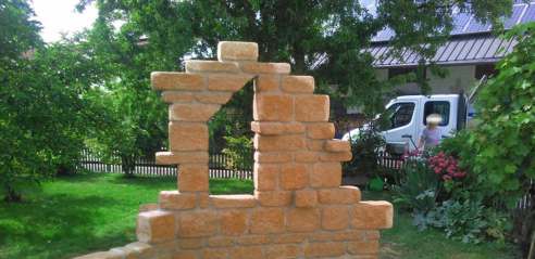 Dekorative Natursteinmauer